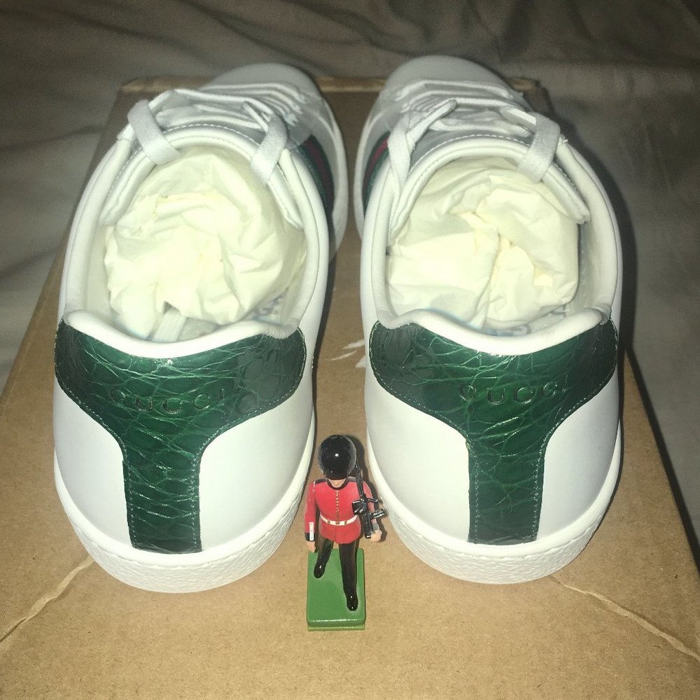 NWOB Gucci New Ace Sneakers Men's Size US10 (UK9/9G) Retail $890. Made in Italy!